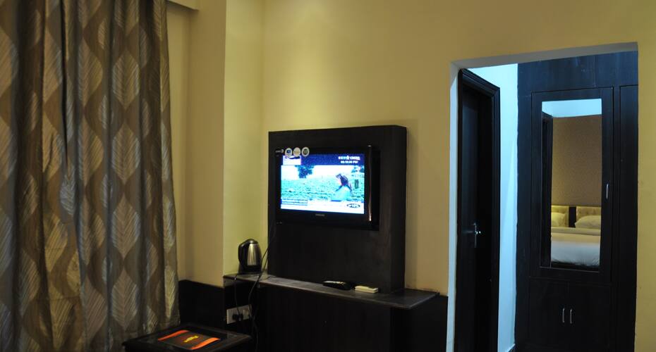 Hotel Rivoli, Rohtak 4